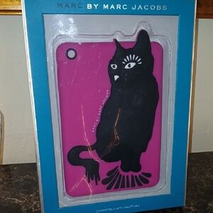 Marc by Marc Jacobs Black Cat on Pink Tablet Cover